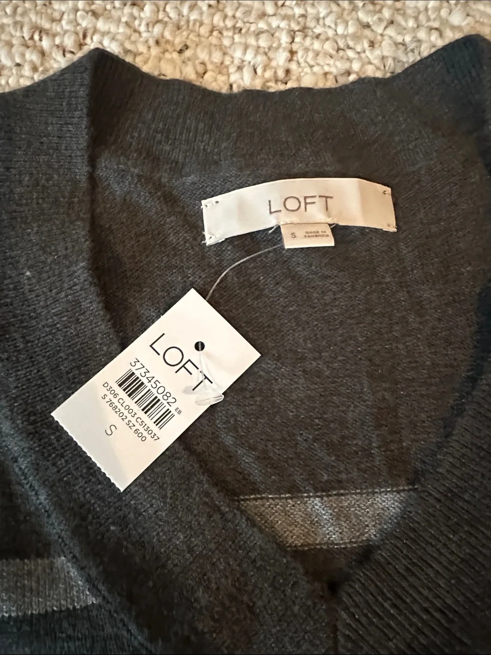 LOFT classic neck